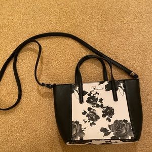 Guess purse